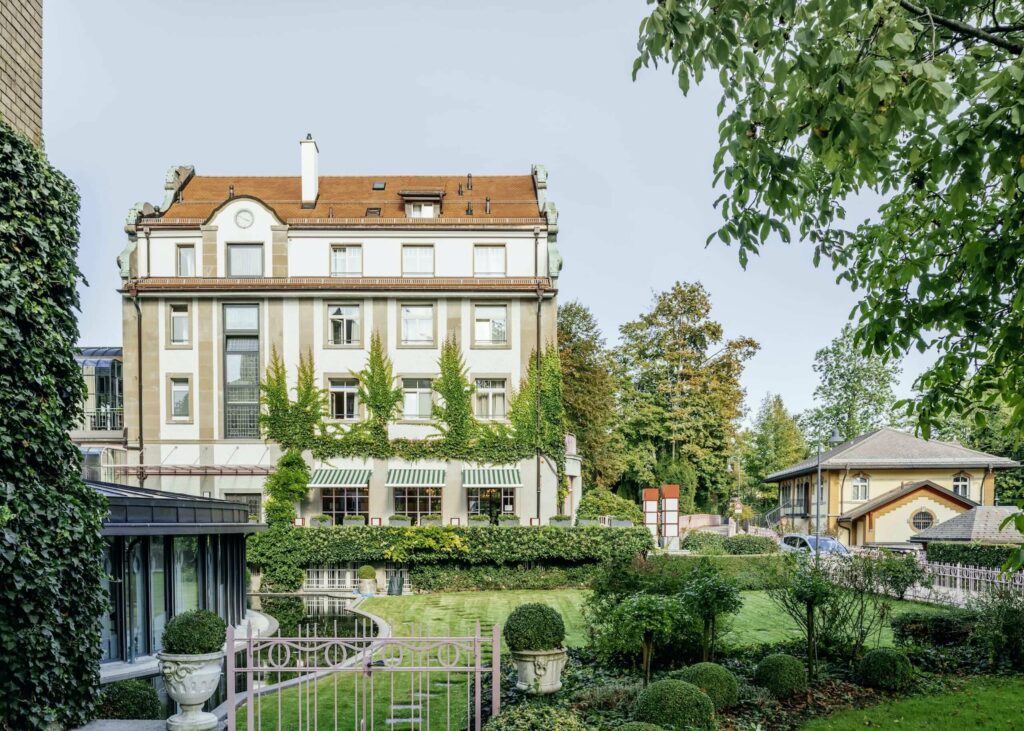 Institut auf dem Rosenberg. elite international school