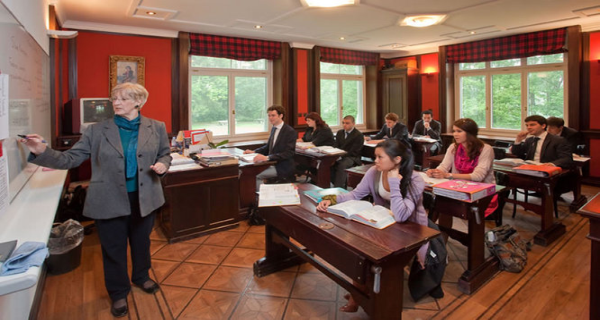 Institut auf dem Rosenberg. elite international school